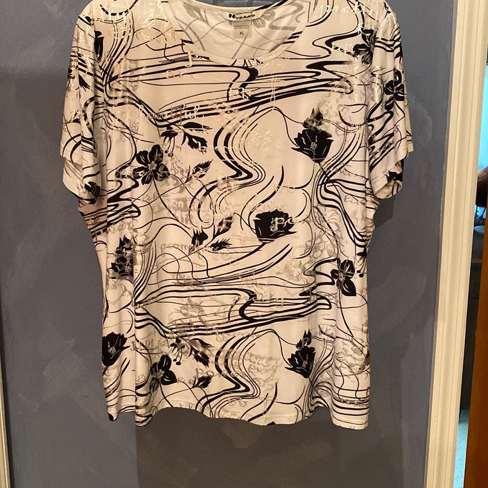 Nyguard Collection black/white pattern shirt w/silver XL Polyester and Spandex